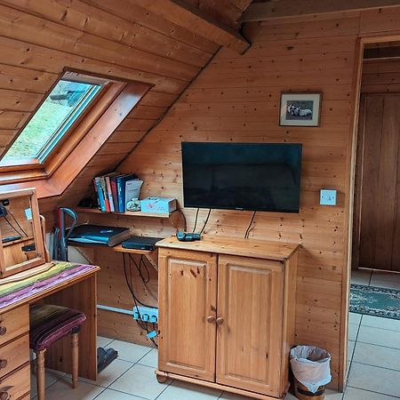 The Loft Apartment Llangunllo Exterior photo